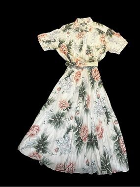 Vintage Carol Anderson  Floral Belted Maxi Shirtdress with Green Botanical